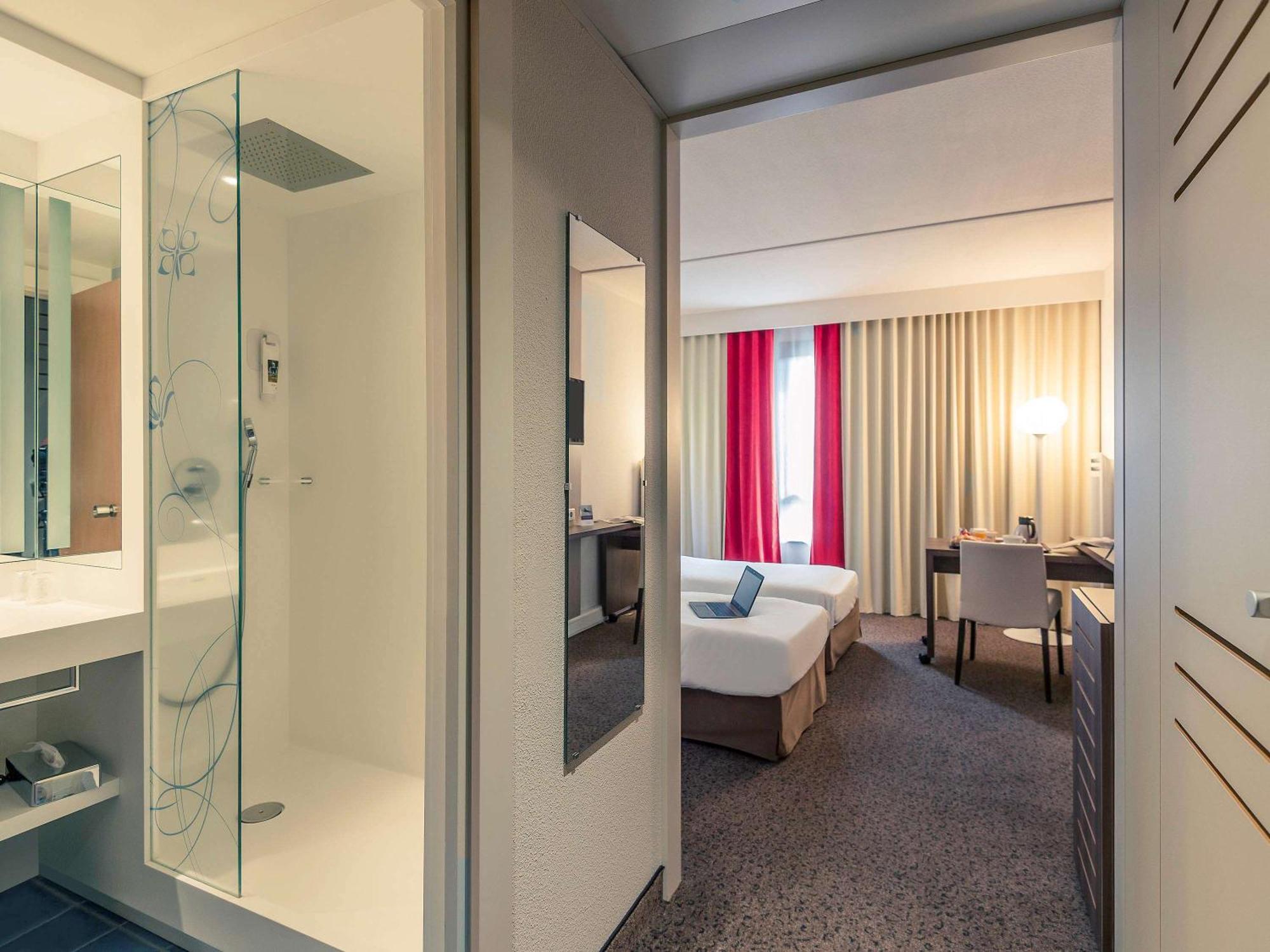 Mercure Niort Marais Poitevin Exterior foto